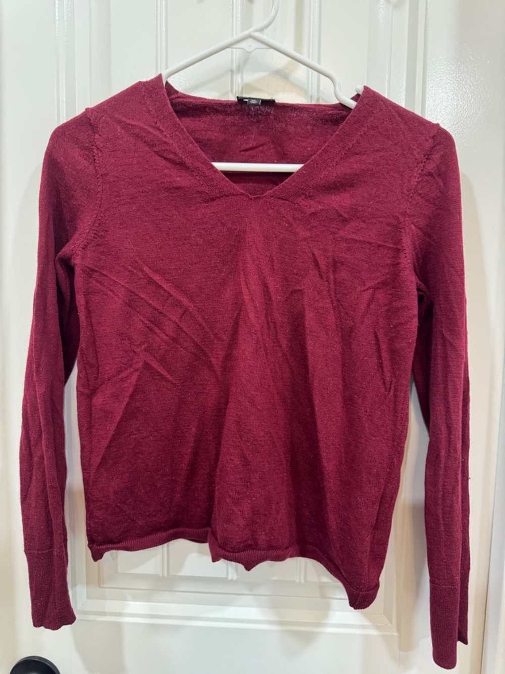 Talbots Women's V-Neck Sweater - Wine